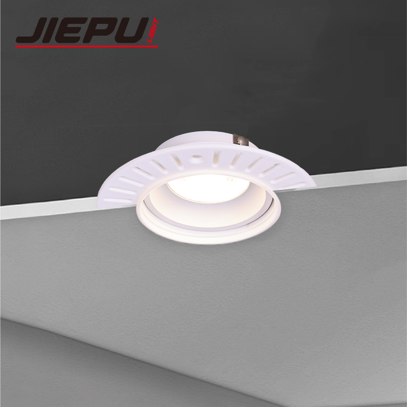Recessed ceiling light